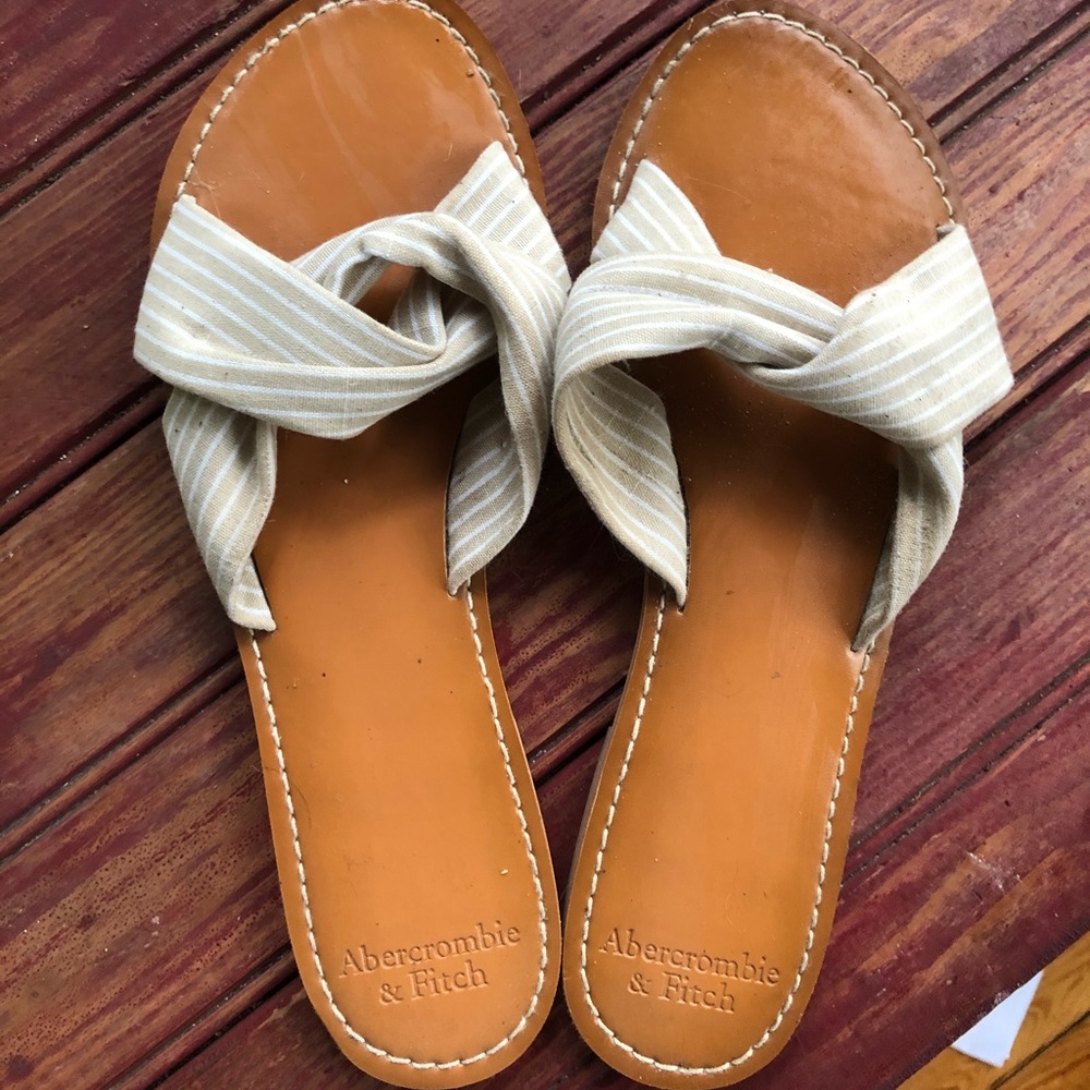 Abercrombie & Fitch Size 9 Sandals worn once!